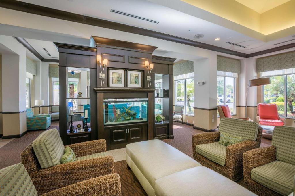 Hilton Garden Inn Lakeland Exterior photo